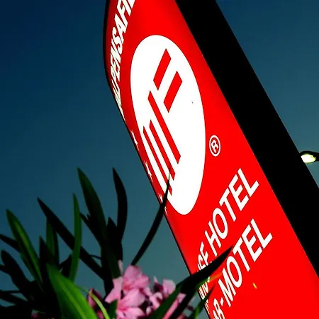 玛尔帕瑟佛乐酒店 3*