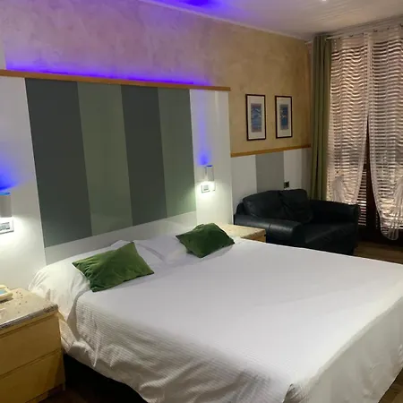 House Malpensafiera Lejlighedshotel Bernate Ticino
