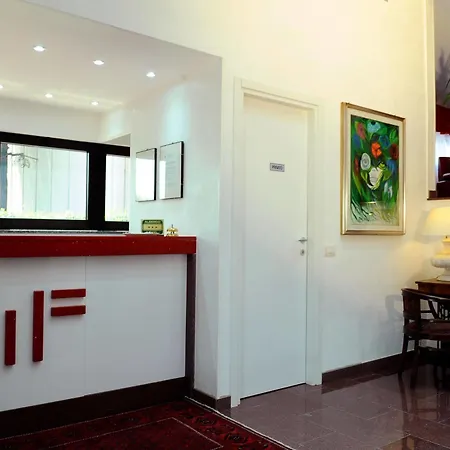 Malpensafiera Apart Otel Bernate Ticino