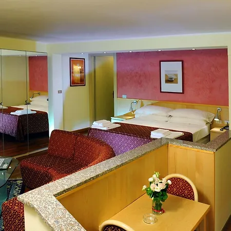 Apart Otel Malpensafiera 3*